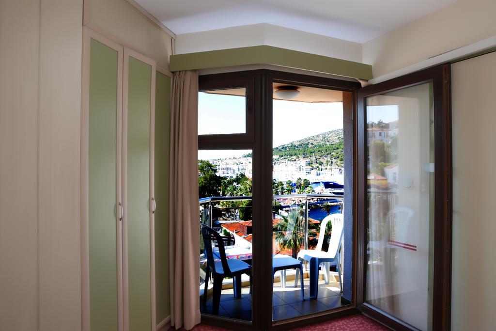 Ridvan Hotel Чешме Екстер'єр фото
